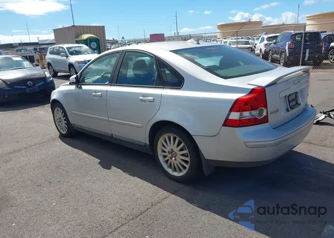2007 Volvo S40 2.4I from USA, damaged, VIN YV1MS382272305205